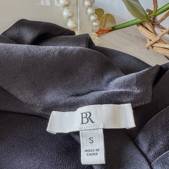 Banana Republic, Hammered Black Satin Cowl-Neck Tank, Sleeveless, Women’s Small - Picture 6 of 10